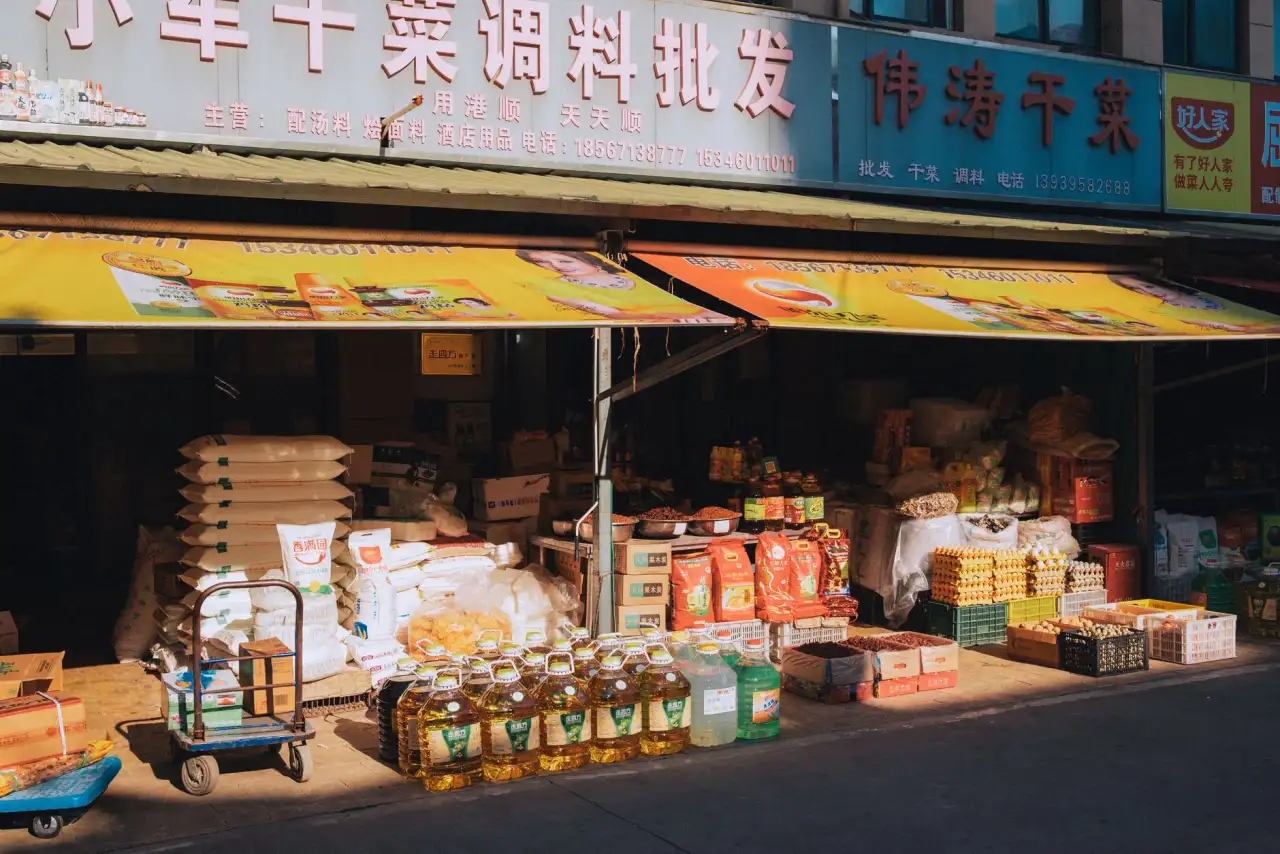 2024年人体感应灯选购要点:家用与商用场景参数对比